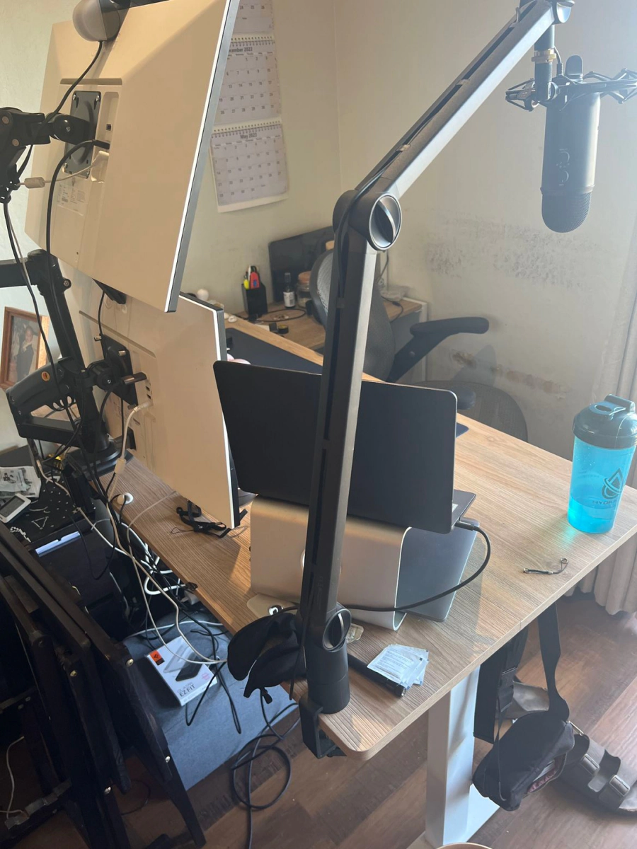 02 cluttered desk with tons of tangled cables